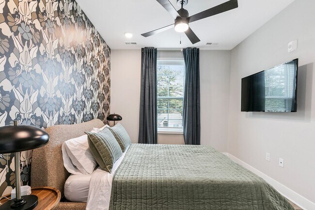 Building Photo - FFH Short Term Rental