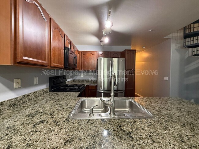 Building Photo - 4274 E Jasper Dr