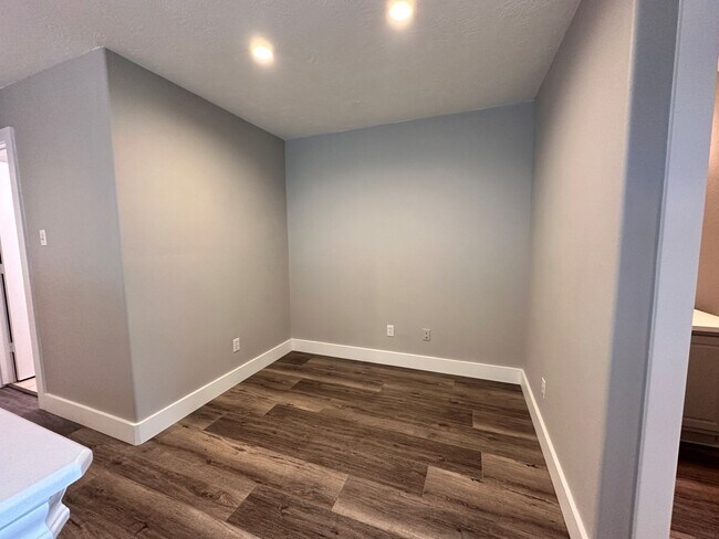 Building Photo - 46 Summer Haze Cir