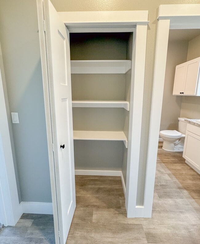 Building Photo - Pet Friendly 2 bed/ 2 bath unit at Soldier...
