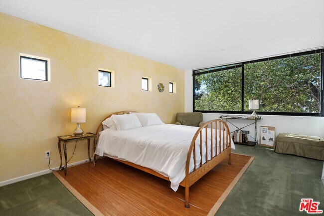 Building Photo - 477 Upper Mesa Rd