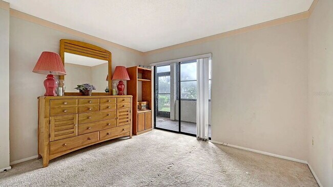 Building Photo - "Charming 2-Bed, 2-Bath Condo Oasis in Bradenton's Heart!"