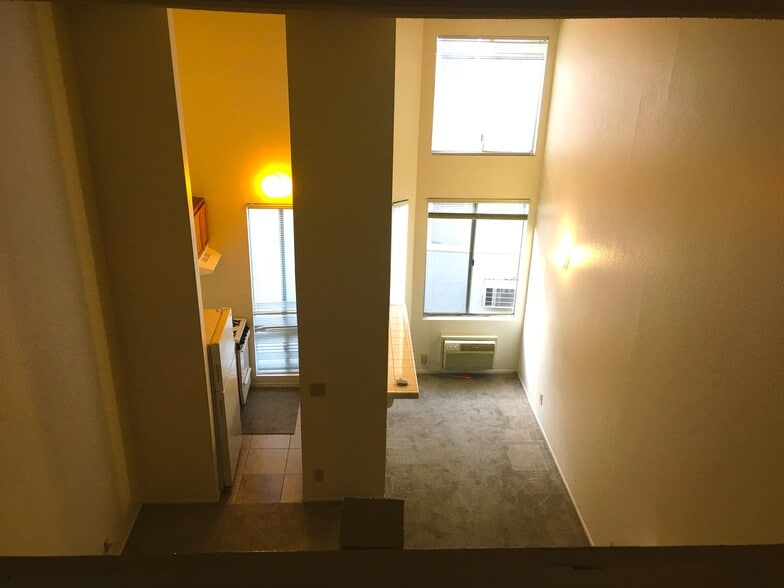 view from loft/bedroom - 616 Veteran Ave