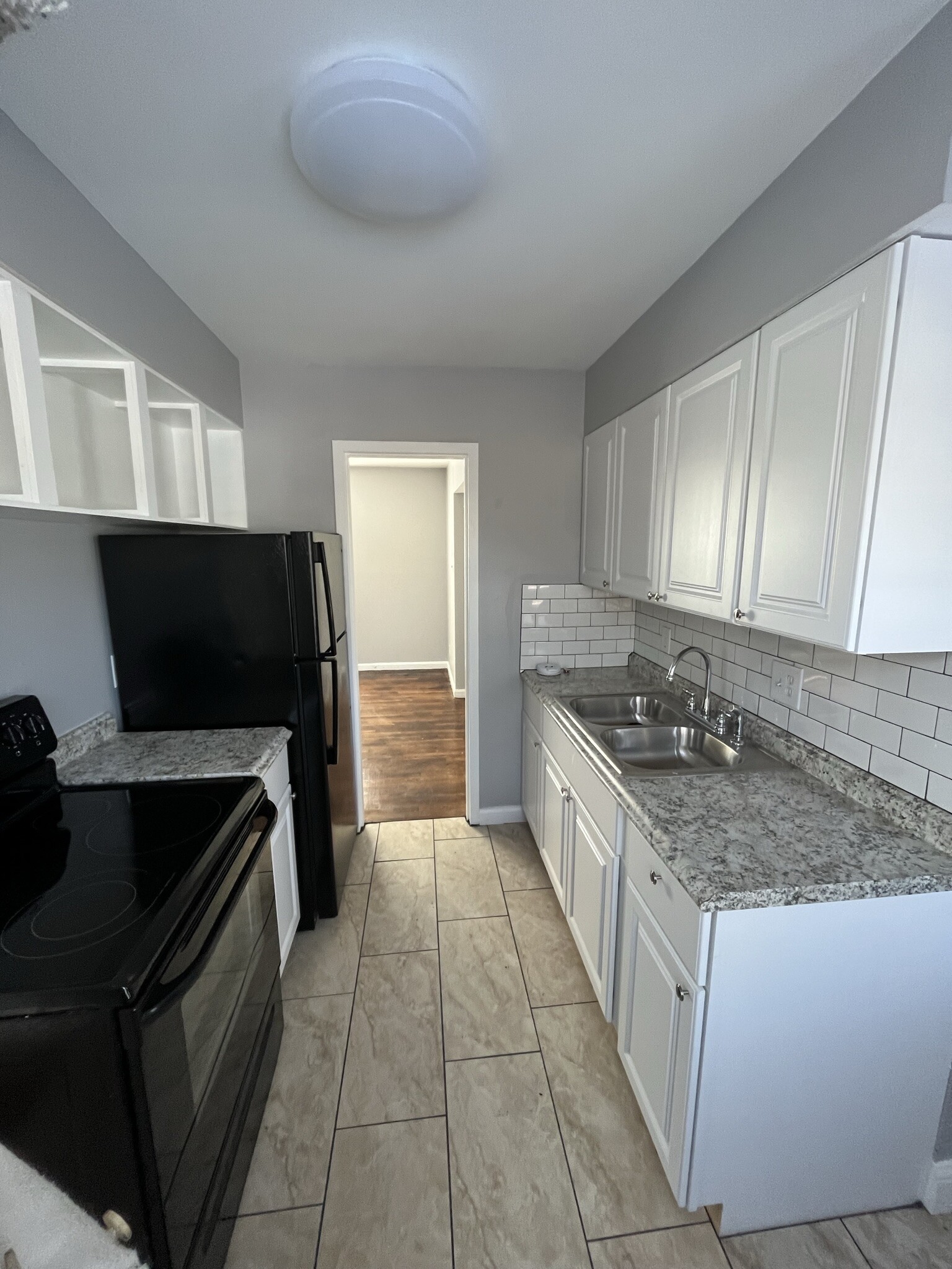 Building Photo - 212 Beacon Hill Ct