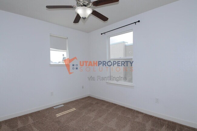 Building Photo - 5083 Digory Dr