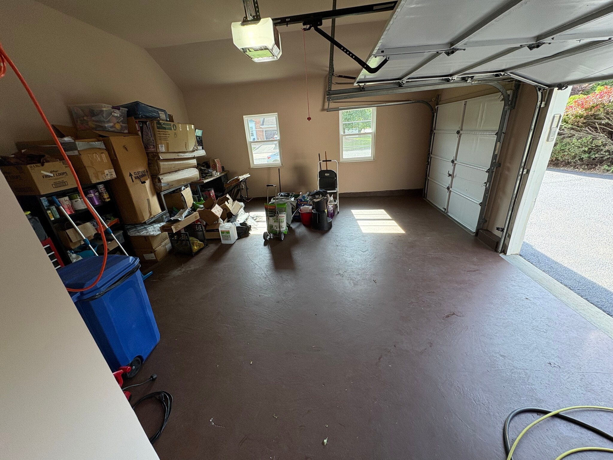 Building Photo - 7 Timber Ridge Dr