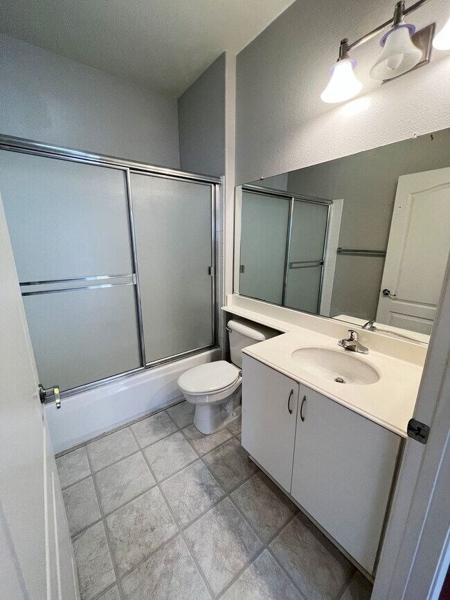 Building Photo - 2BR/2BA Upper level Condo @ Camino Villas in Carmel Valley