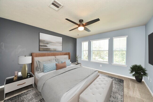 Building Photo - 8602 Briar Oaks Ln