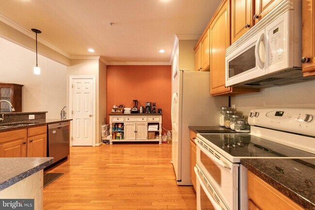 Building Photo - 3 bed 3 bath home in Havre de Grace