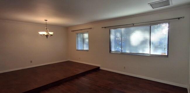 Building Photo - 1096 Gran Paseo Dr