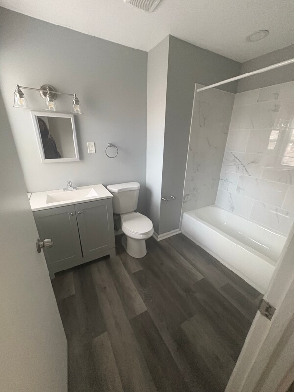 Building Photo - 1520 Argyle Ave