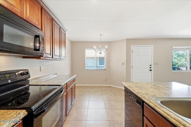 Building Photo - 1241 N Granite Reef Rd