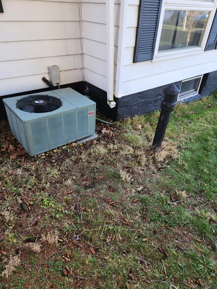 New Central AC - 123 W Mohawk St