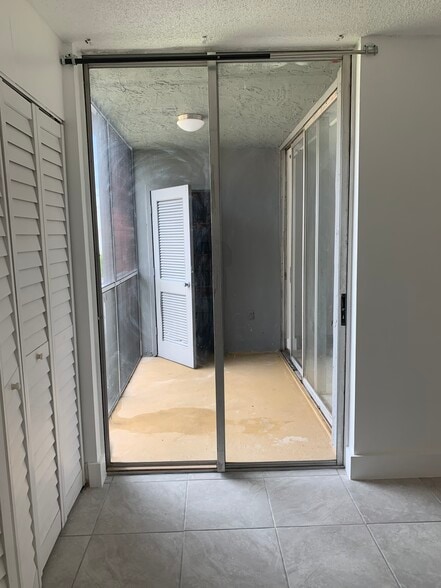 Building Photo - 19751 SW 114th Ave