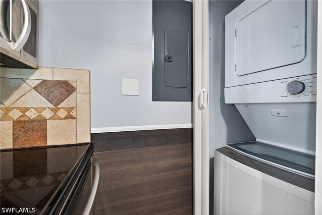 Building Photo - 3372 Alouette Cir