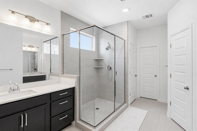 Building Photo - 7220 Poulain Dr