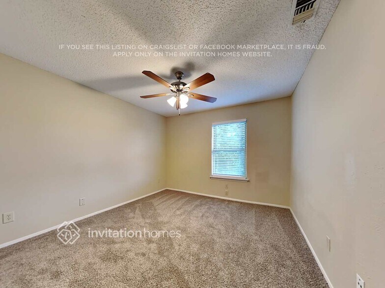 Building Photo - 2614 Remmington Dr