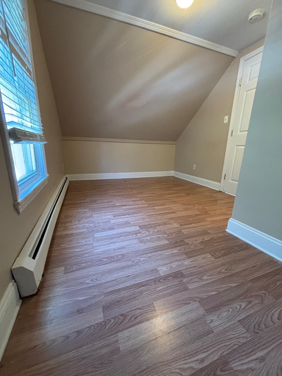 EXTRA SPACE 2ND FL - 54 Hamburg Ave