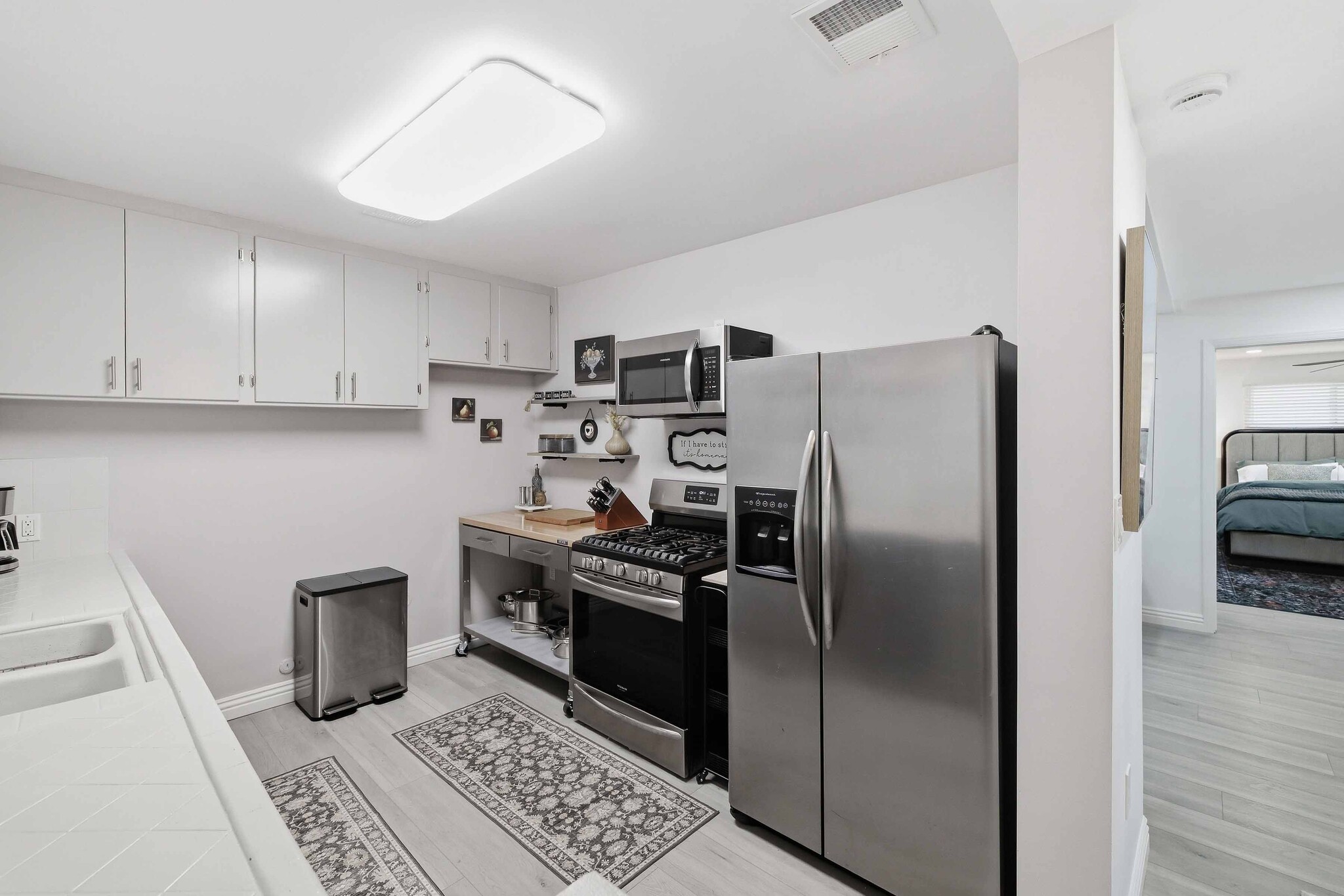 Building Photo - 1918 Marshallfield Ln