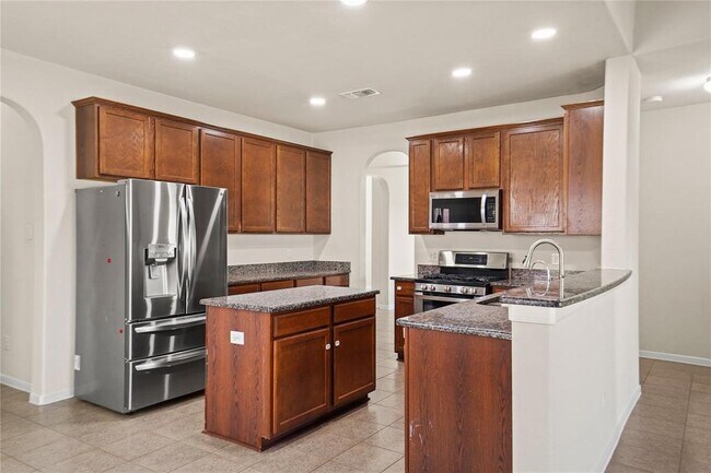 Building Photo - 25810 Westbourne Dr