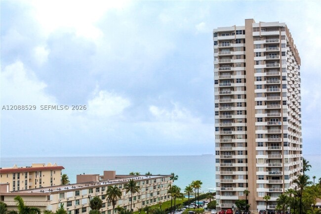 Building Photo - 1965 S Ocean Dr