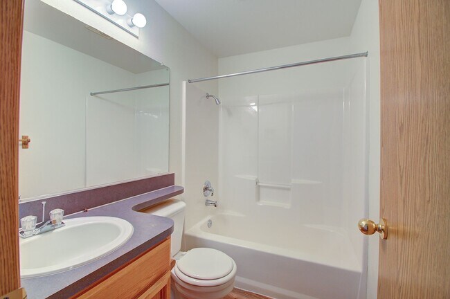 Building Photo - 192nd Area Single Level Home