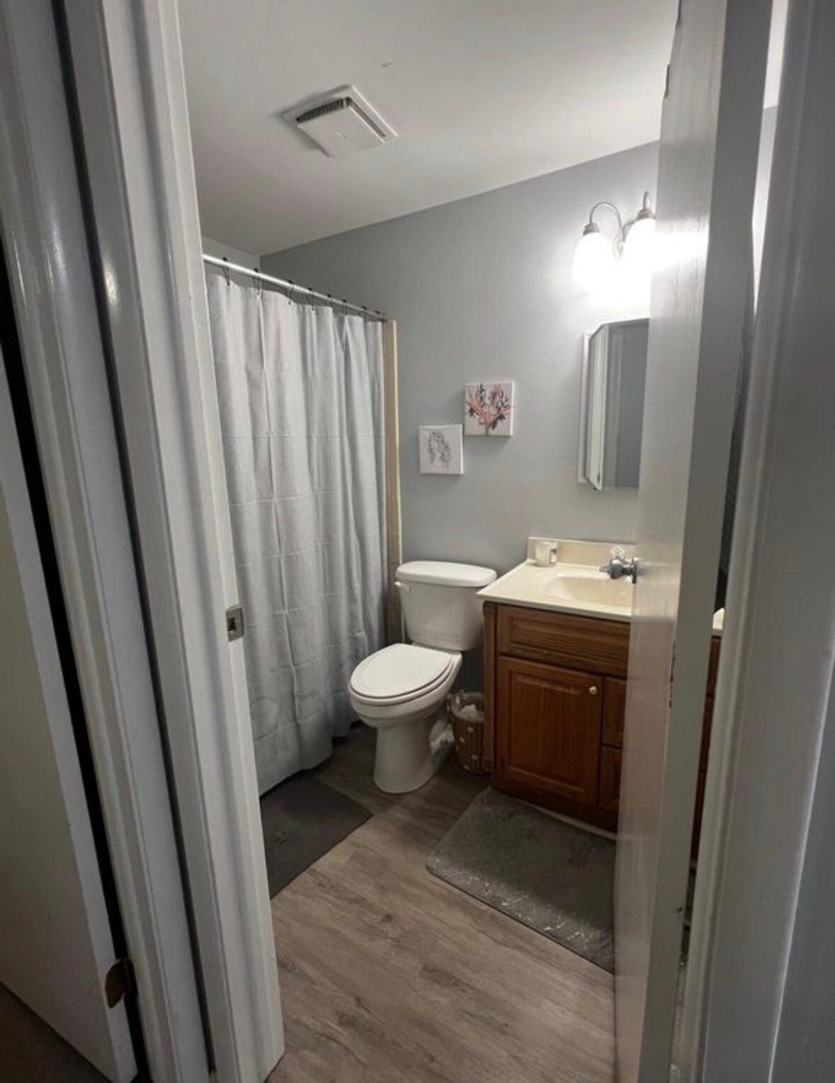 Building Photo - 9426 Robert Burns Ct