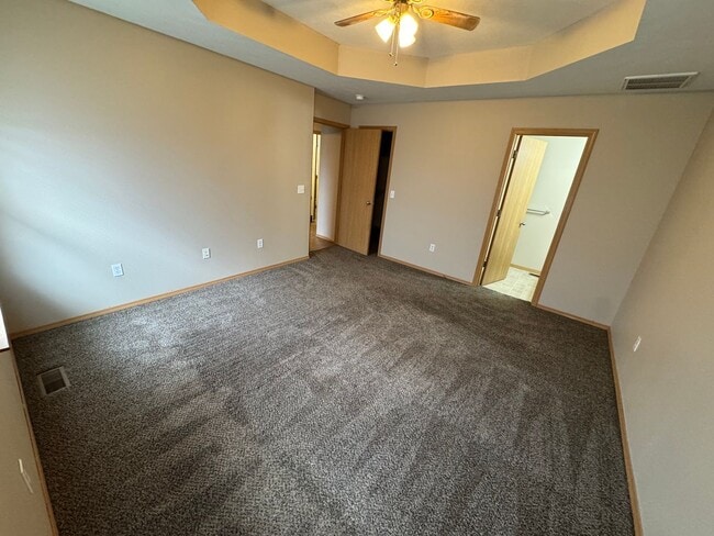 Building Photo - Super clean 2 bedroom 2 Bath Duplex in Clever MO