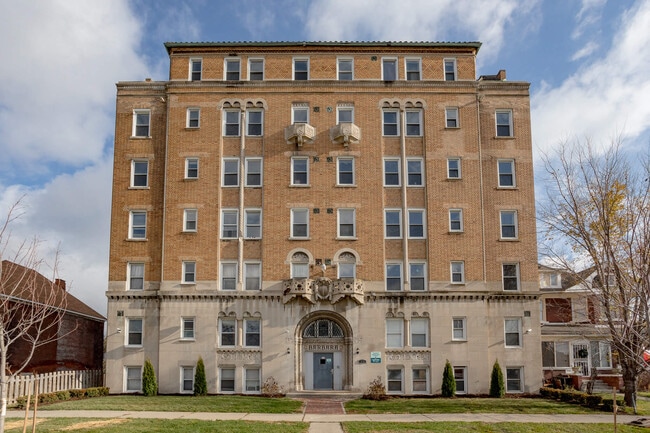 Building Photo - The Barbara