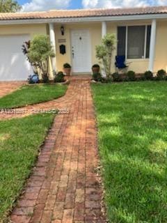 Building Photo - 6325 Miami Lakeway S