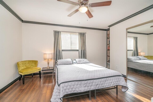 Building Photo - 6410 Ferris Dr