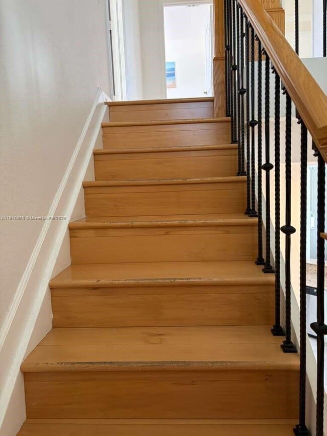 Building Photo - 8666 NW 114th Ave