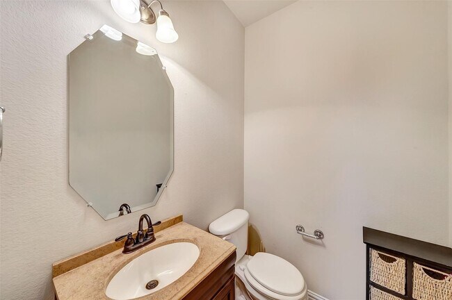 Building Photo - House For Lease in Plano