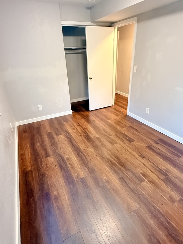 Building Photo - 7428 S 700 E