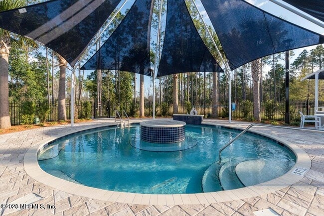 Building Photo - 73 Curved Bay Trl