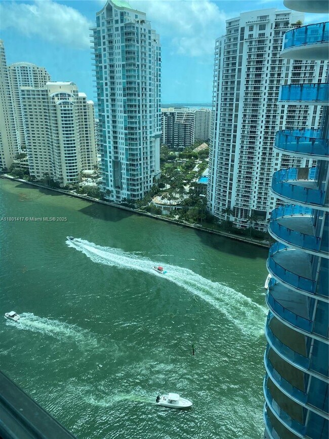 Building Photo - 300 S Biscayne Blvd