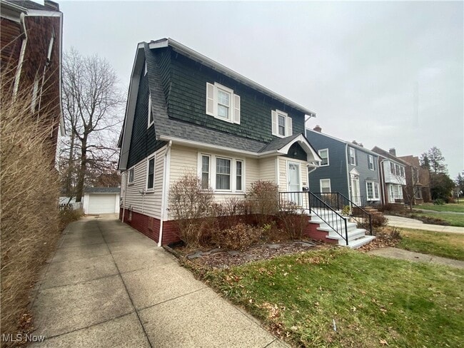 Building Photo - 3573 Silsby Rd