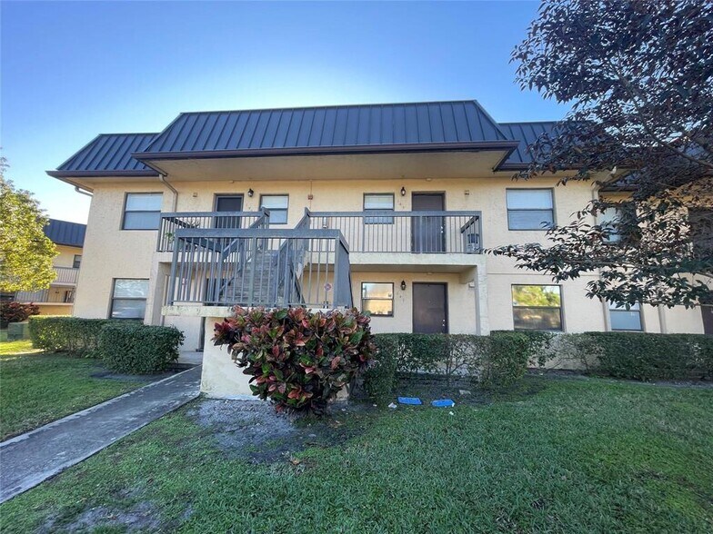 Building Photo - 143 NW 91st Ave
