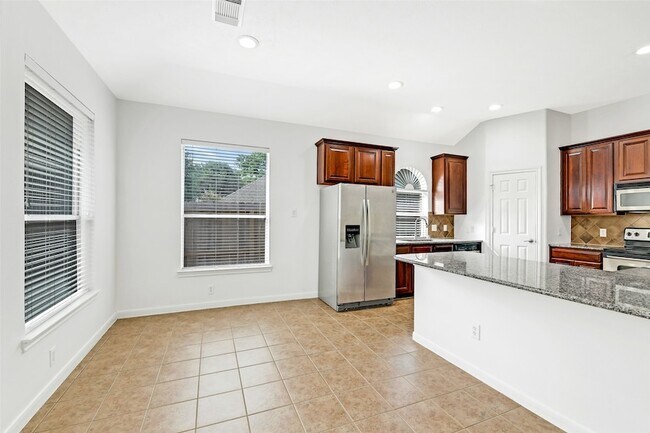 Building Photo - 19227 Countryhills Ct