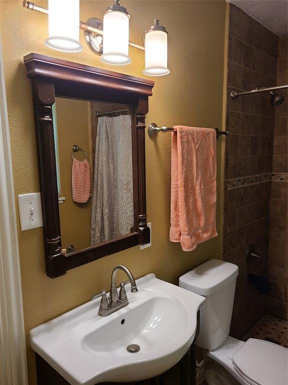 Building Photo - 6742 Feldspar St