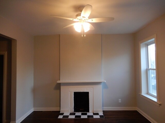 Building Photo - 618 N Parkside Ave