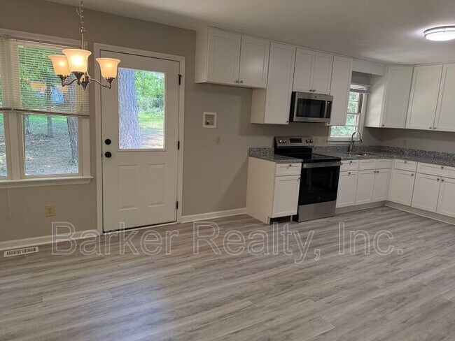 Building Photo - 12019 Holmes Hollow Rd