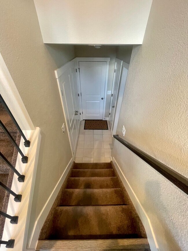 Building Photo - Wolf Ranch 3 Bedroom home