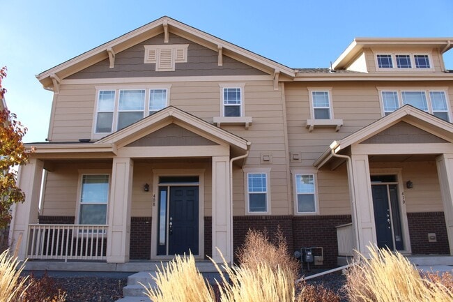 Primary Photo - Move-In Ready Townhome with Open Space Vie...