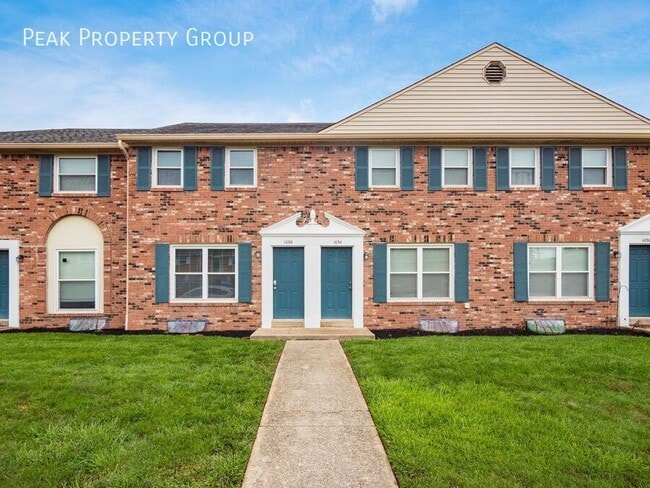 Primary Photo - 4507 Westborough Dr W