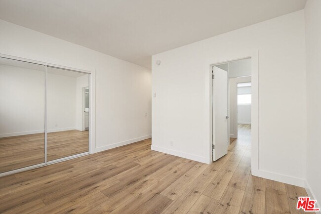 Building Photo - 918 16th St