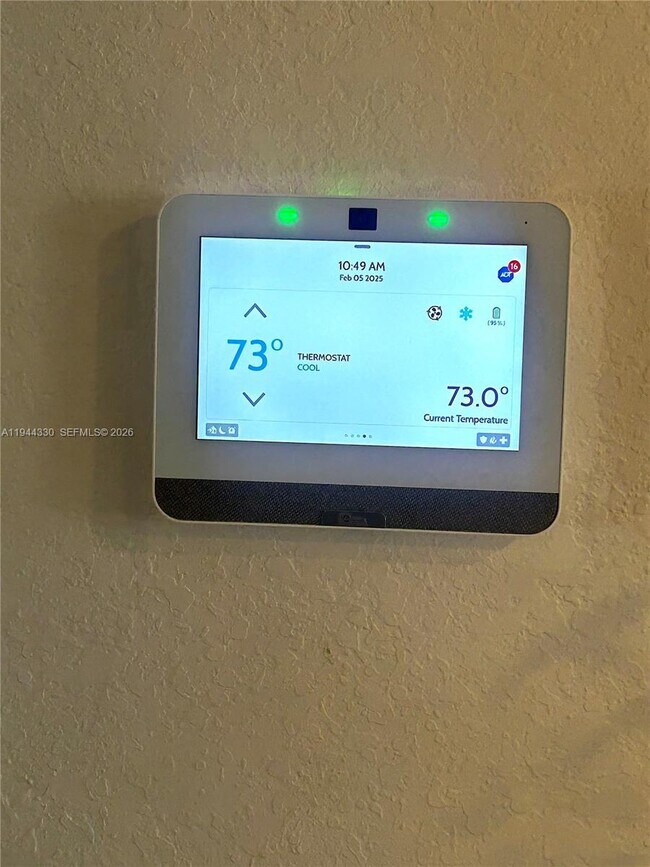 Building Photo - 453 NE 13th St