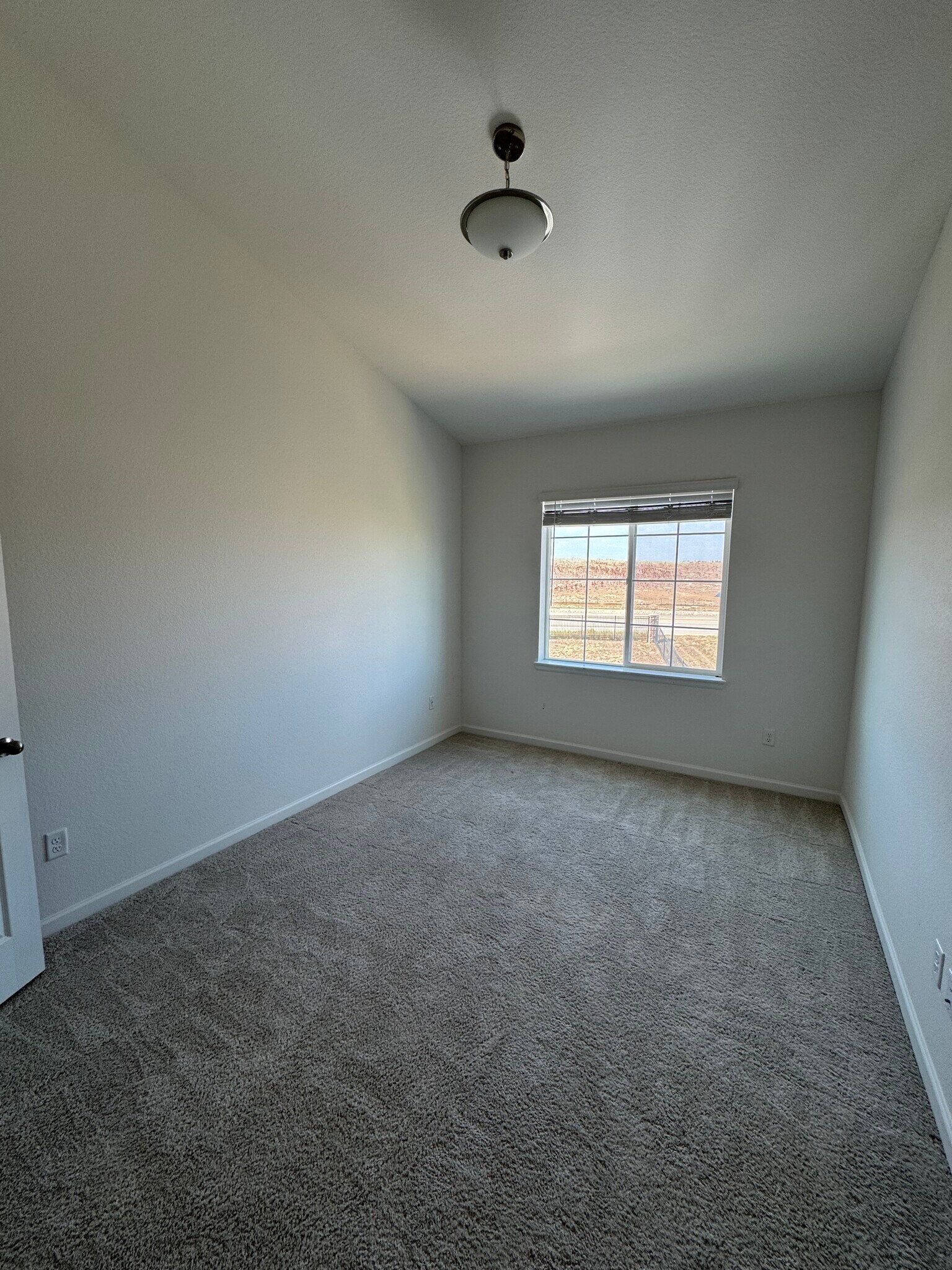 Building Photo - 15700 E Jamison Dr
