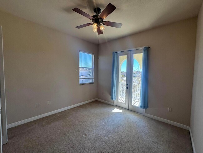 Building Photo - 3318 Burlington Pl SW