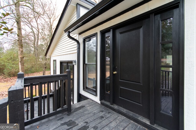 Building Photo - 7971 Roosterville Rd